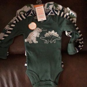 Long sleeve new born onesies. NWT